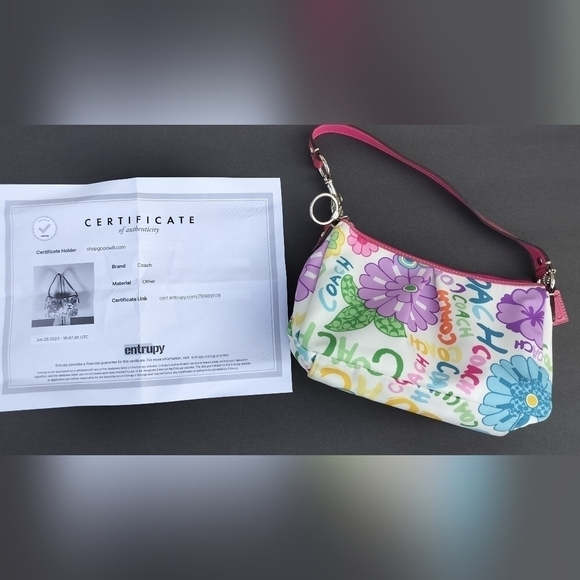 - Coach Authentic Vintage Y2K Graffiti Multicolored Flower Shoulder Bag - Picture 2 of 6